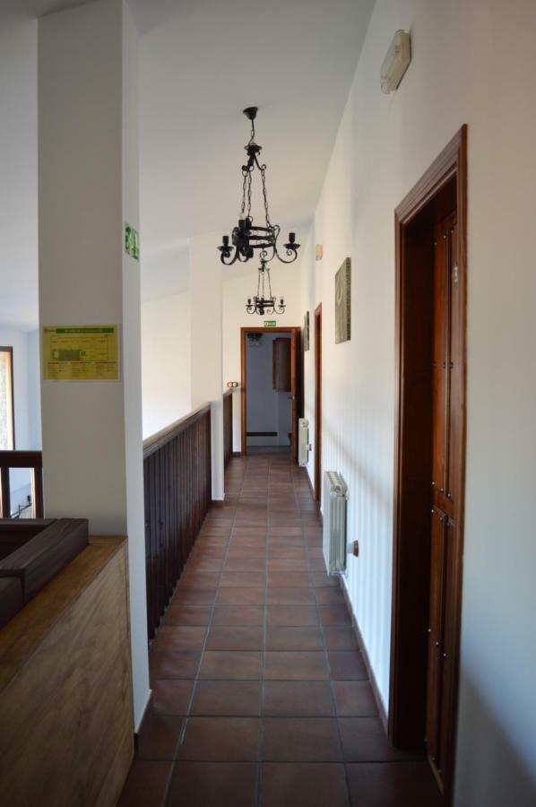 Las Estrebedes Casa Rural Pension Caminomorisco Buitenkant foto