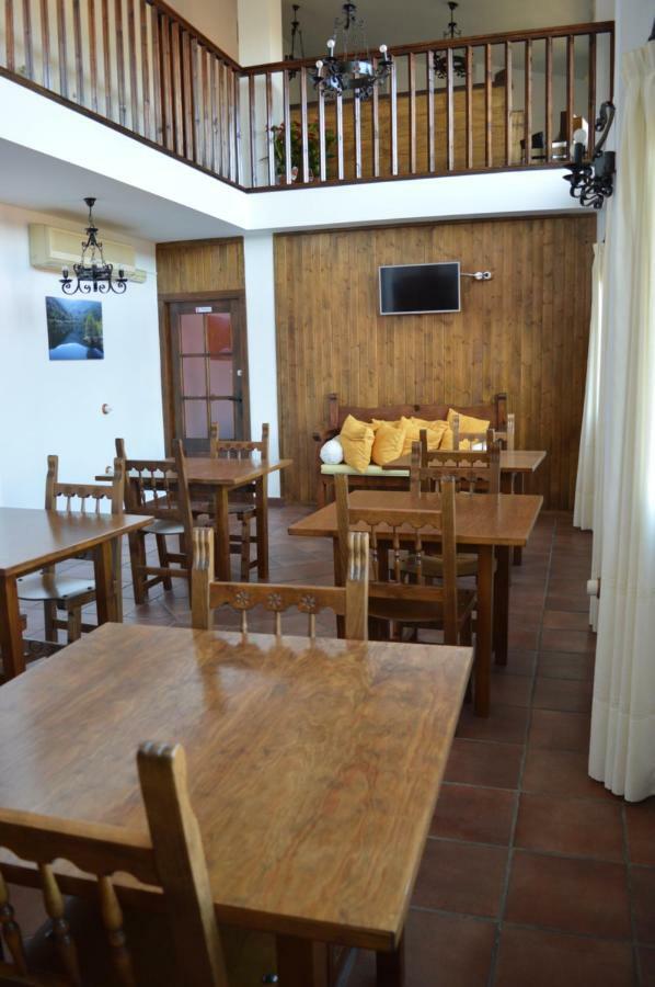 Las Estrebedes Casa Rural Pension Caminomorisco Buitenkant foto