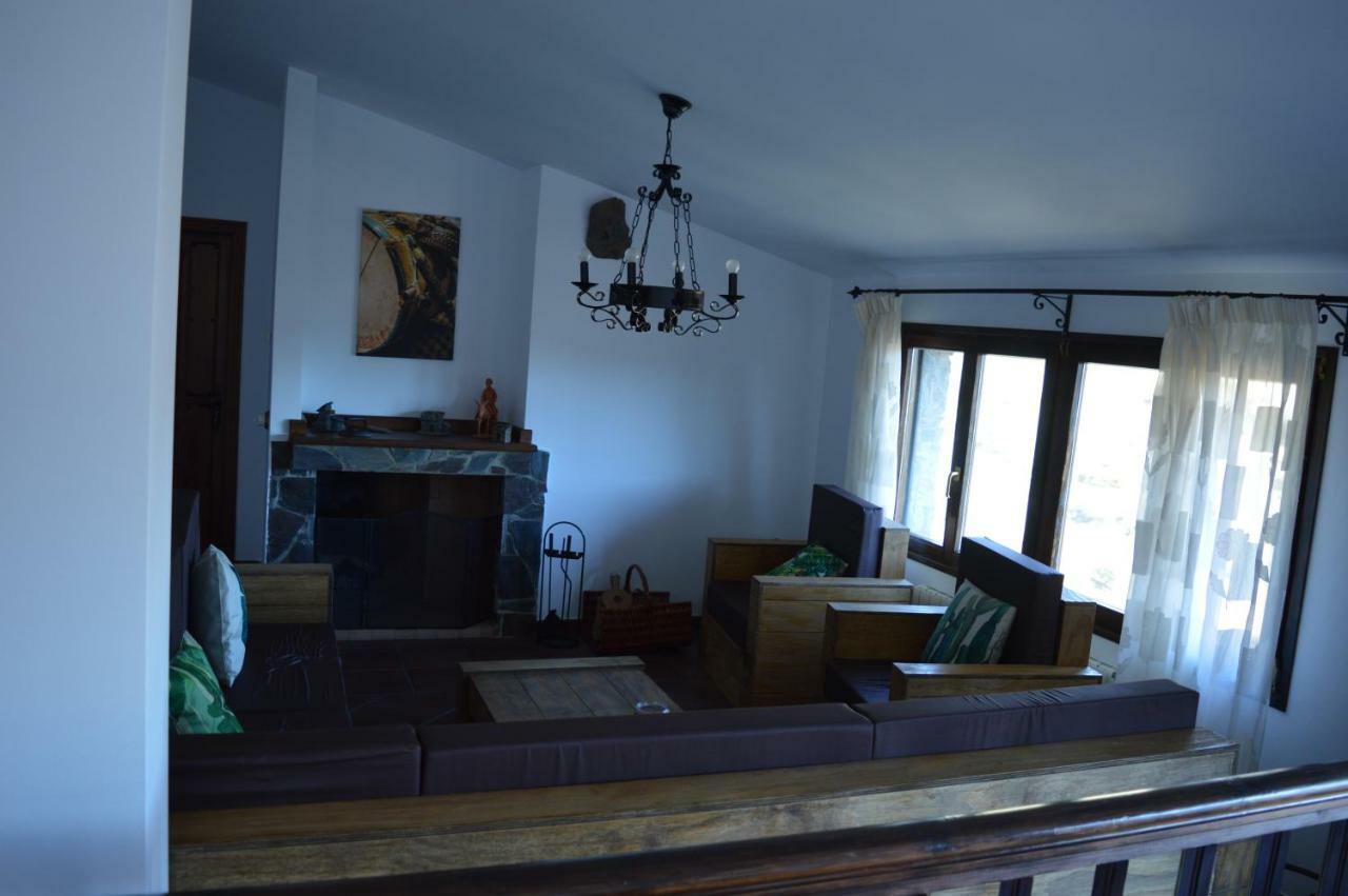 Las Estrebedes Casa Rural Pension Caminomorisco Buitenkant foto