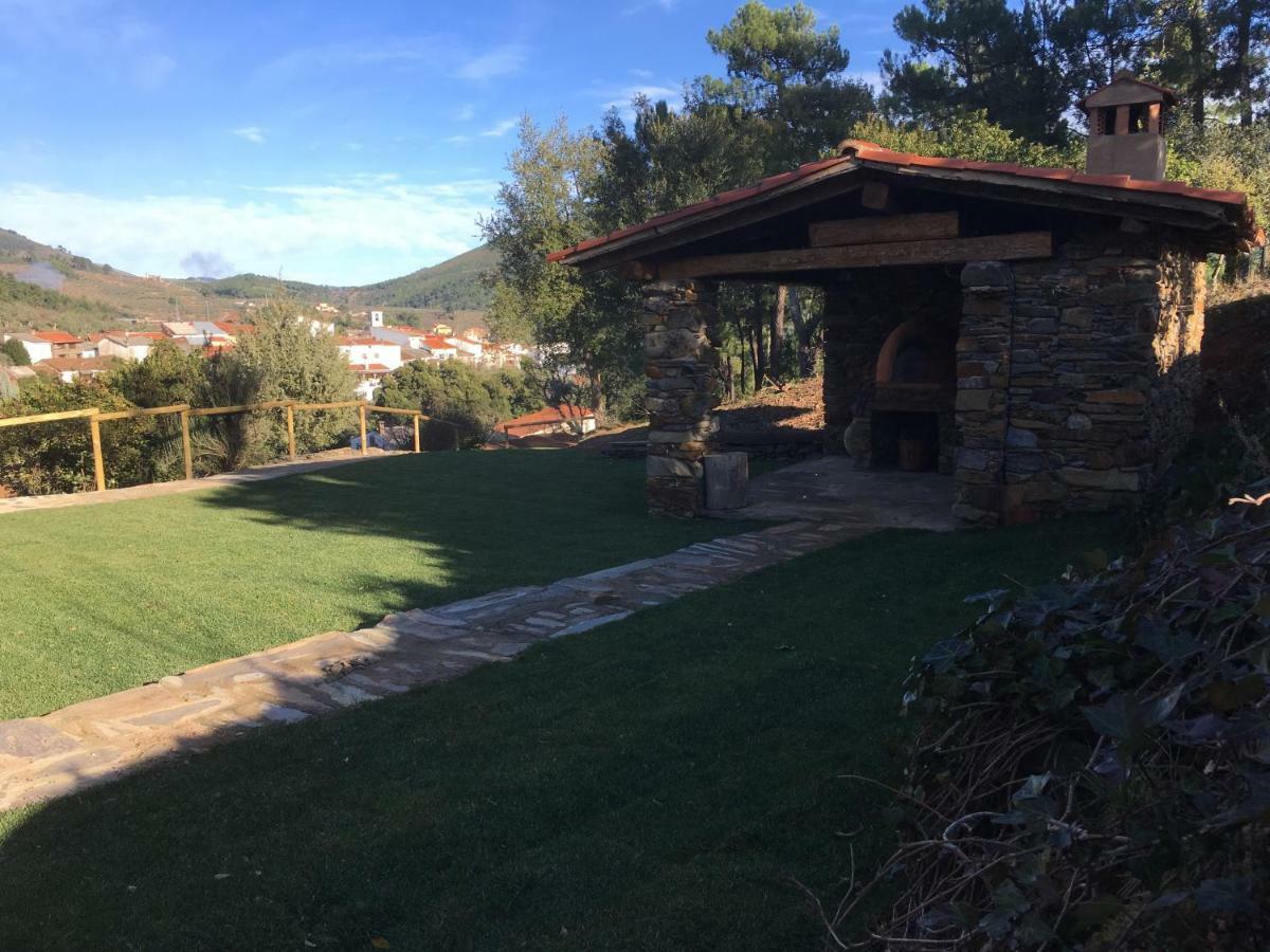 Las Estrebedes Casa Rural Pension Caminomorisco Buitenkant foto